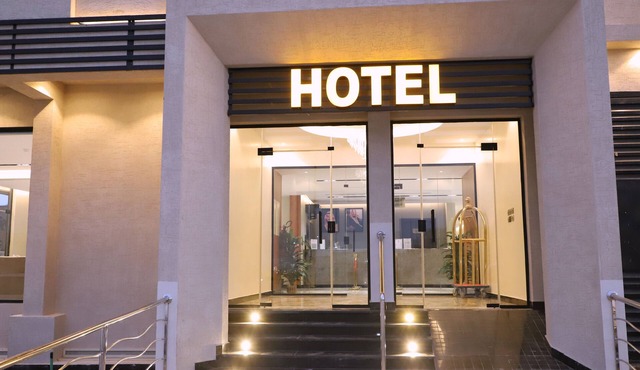 Avenues Hotel Arrass