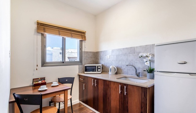 Aviv Holiday Flat
