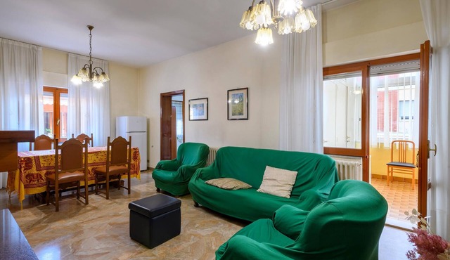 Beach front apartment in Alba Adriatica with WiFi