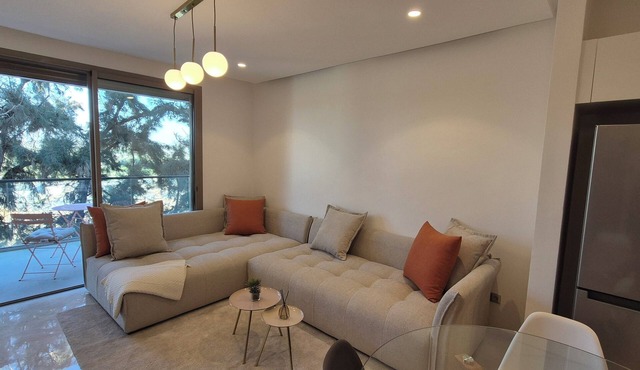 Beautiful New Apartment + Swimming Pool
