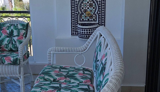 Bright modern apartment - Marina Smir complex - 2mins walk from the beach