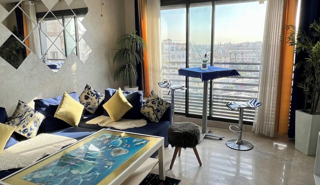 Bright studio with panoramic views near Casa Voyageurs train station
