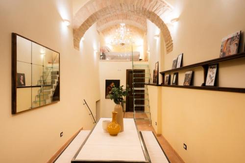 Calende di Maggio 2 minutes from Parking & Basilica