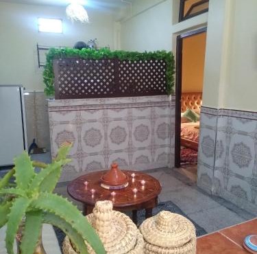 Casa di Medina - Authentic Stay with Parking