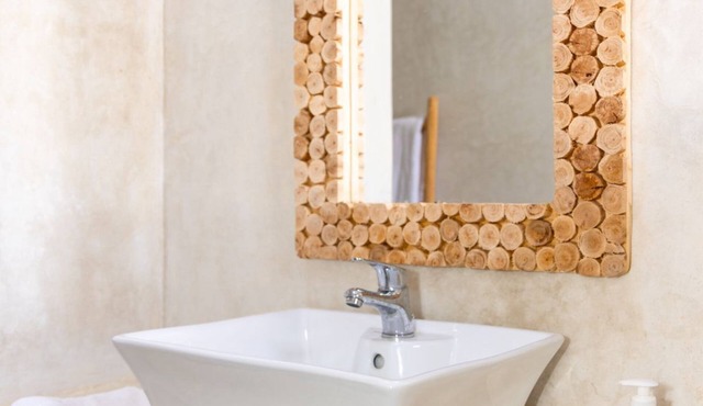 Chambre D'Hôtes : Welcome to our charming room