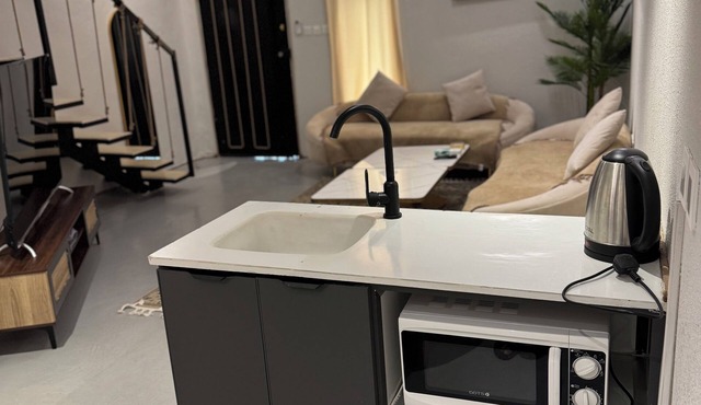 Charming 1-bedroom apartment in wonderful Riyadh with WiFi, AC-H