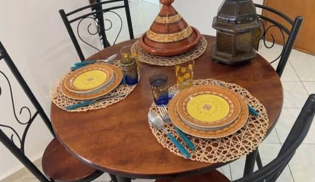 Charming Le Palmier apartment - Close to the beach, Souk El Had and the town center