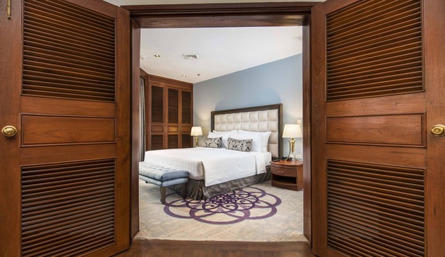Chatrium Hotel Royal Lake Yangon