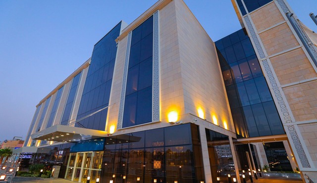 Cheerful Al Waha Unayzah Hotel