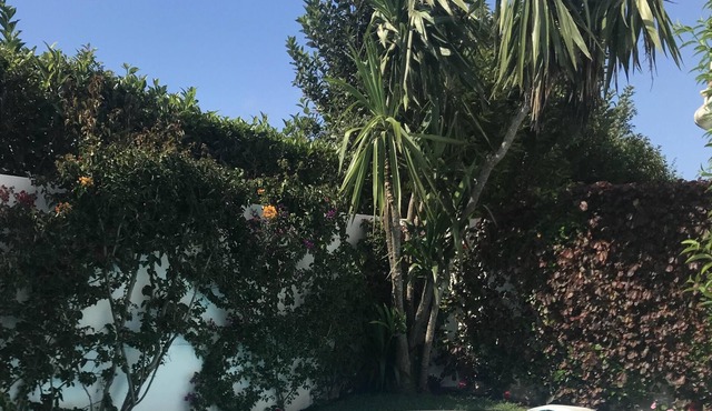 Cosy small villa with pool 5min walk from beach