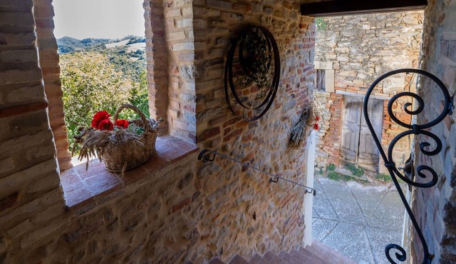 Country house Monti Sibillini with Pool