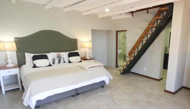 Crestwood Bed & Breakfast