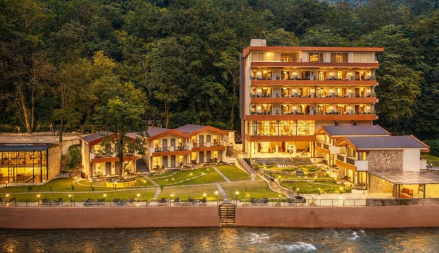 DLS Divine River Resort & Spa