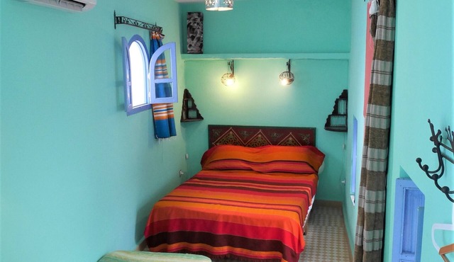 double bedroom with bathroom and private terrace. breakfast included