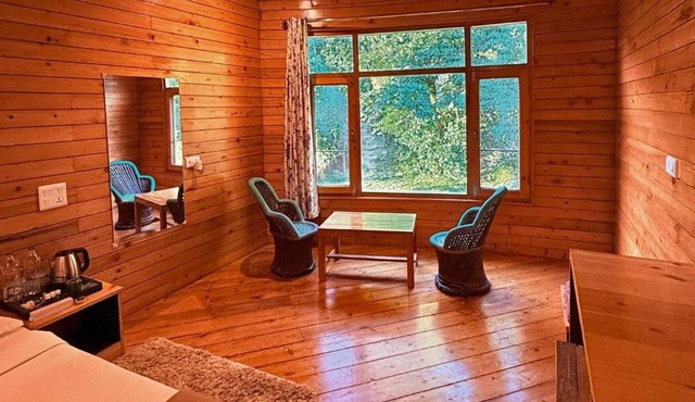 EDM Hostel in Dharamshala