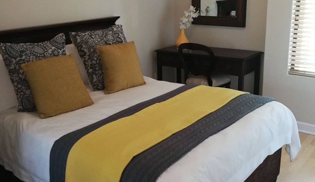 ExecutiveTWELVE offer Luxury 1 or 2 bedroom apartment accommodation in Centurion