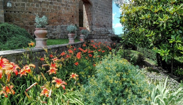 Experience a breathtaking vacation in a castle, Restaurant, stunning views