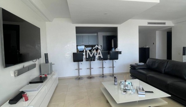 Family apartment in Cap Tingis Tanger with Pool, WIFI, AC