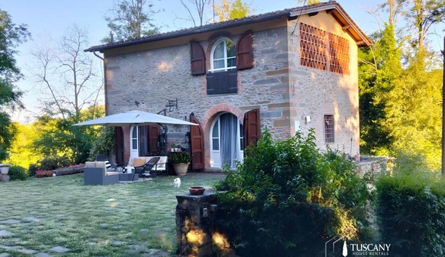 Fienile delle Grillaie in Gaville, near Chianti and the lake