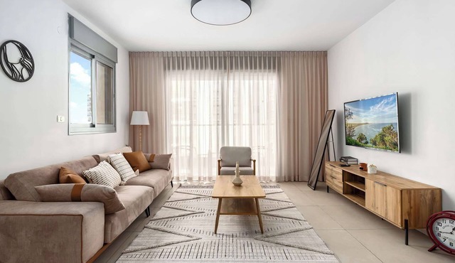 Fresh 3BR APT 32 Floor See View Tower | Mamad
