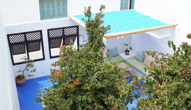 GIVE NEW traditional house in historical-artistic medina