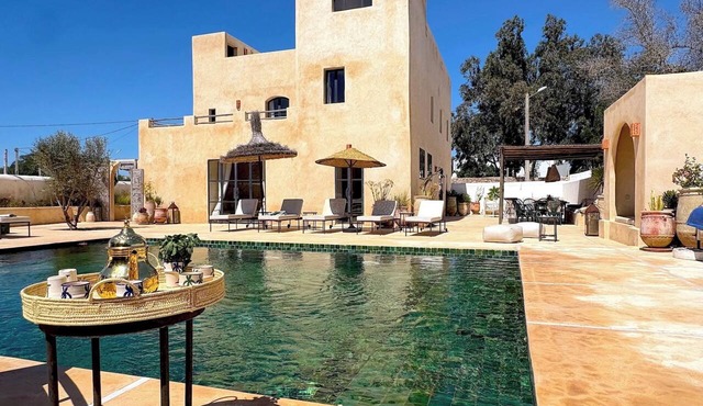 GOLDA HOUSE, Essaouira, Heated Pool, Stove