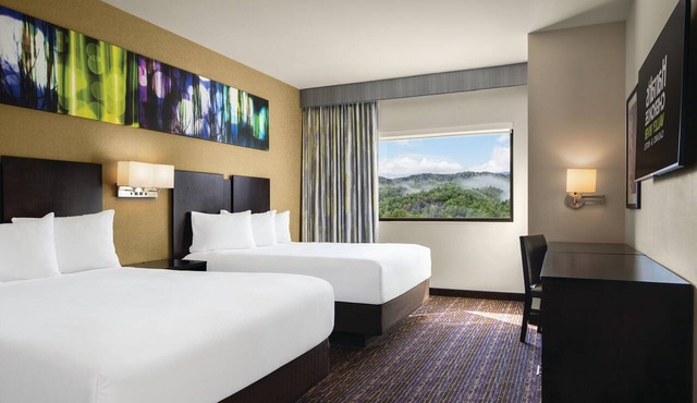 Harrah's Cherokee Valley River Hotel & Casino – A Caesars Rewards Destination in Murphy