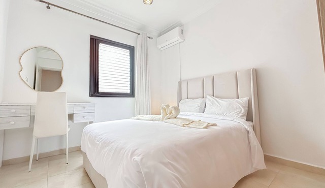 Havre de Paix | Spacious apartment | Near center