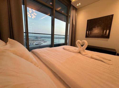 High Floor 33 Luxury Apartment
