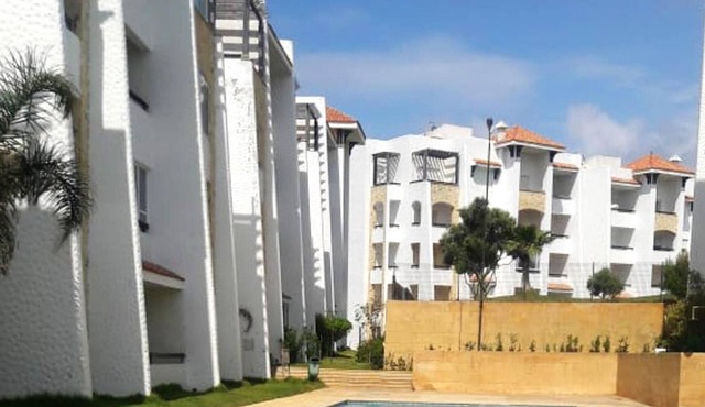 Homerez - Appartement 1 km away from the beach for 6 ppl. with shared pool