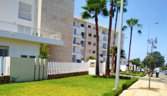 Homerez - Appartement 1 km away from the beach for 5 ppl. with garden at Temara