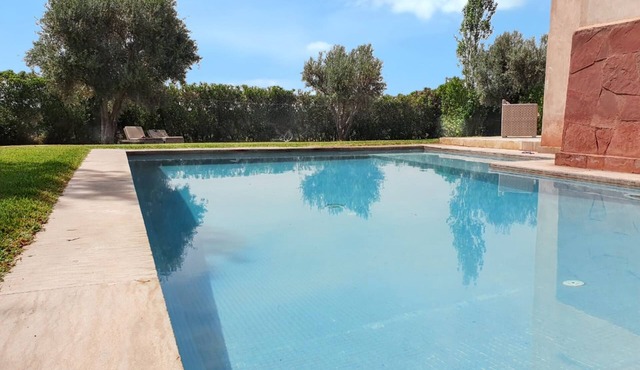 Homerez - Elegant Villa in Marrakech with a Private Pool.
