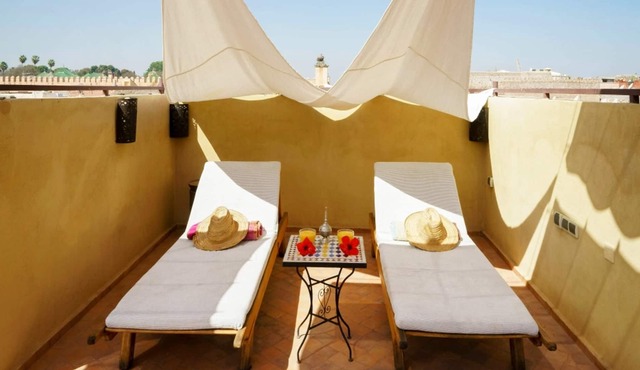 Homerez - Large villa with swimming pool and Wifi