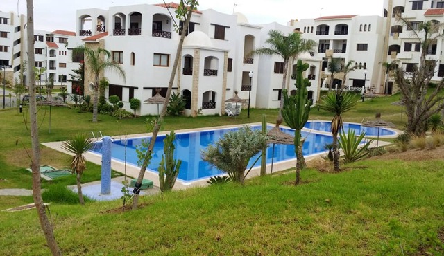 Homerez - Nice appartement 5 km away from the beach for 6 ppl. with shared pool