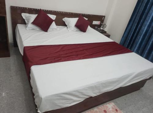 Hotel Kunj Palace