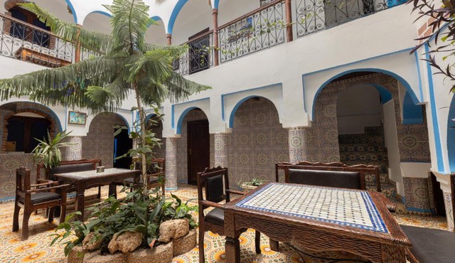 Hotel Nisrine