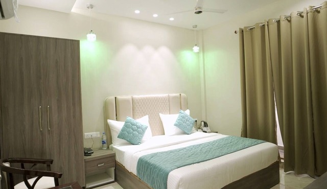 Hotel Pushpdeep Residency