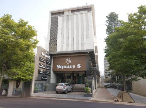 Hotel Square S in Varanasi