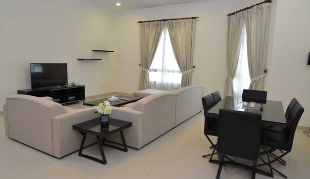 Juffair Bahrain/Tow Bedroom Apartmen