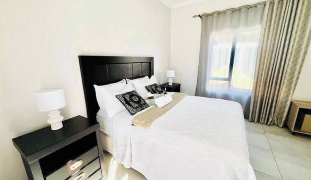 La Casa Villa: Entire Luxury Home in the Bay!