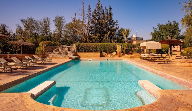La Ferme de Coco, villa with heated jacuzzi, swimming pool, 5 bedrooms, 8min from the center.