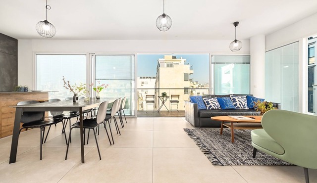 Lapin Luxury Apartment By Nimizz