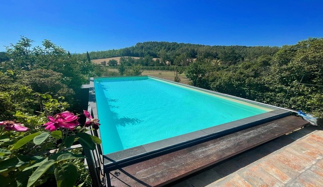 Leisure pool/great views - exc villa, pool + grounds - pool house - 12 guests