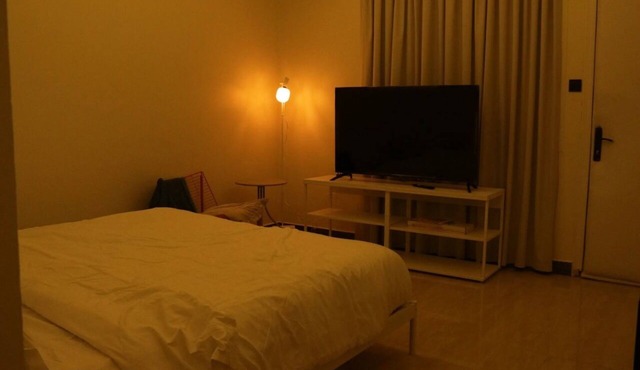 LP36.2 - Snug Studio Near Boulevard World