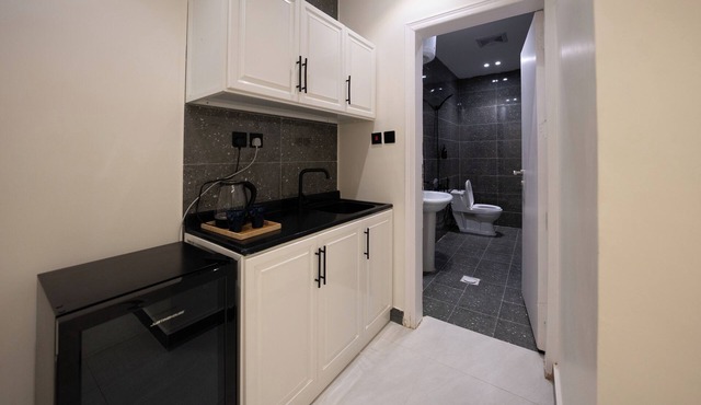 LP36.4 - Stylish Studio Apt Near Boulevard World