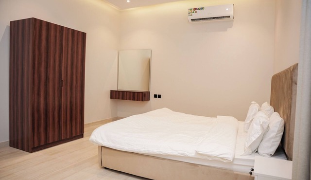 LP45.10 - Serene 1BR Apartment in Al Arid