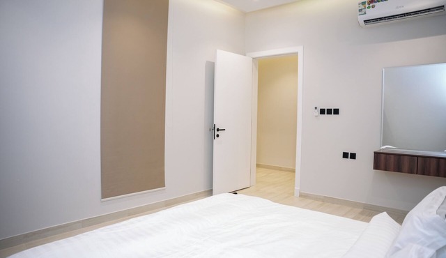 LP45.2 - Modern 2BR Apartment in AL Arid