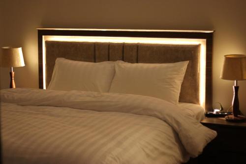 Luna Luxury Apartment