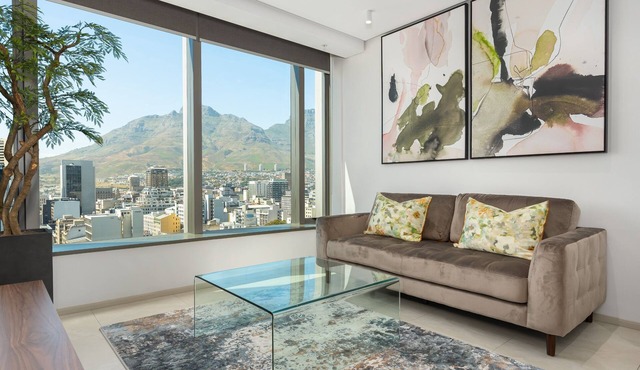 Luxe Sky Apartment with Mountain Views