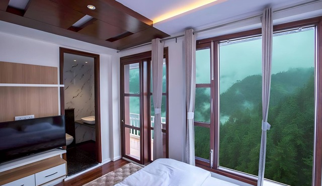 Luxuries 2 BHK Appartment With Scenic Views